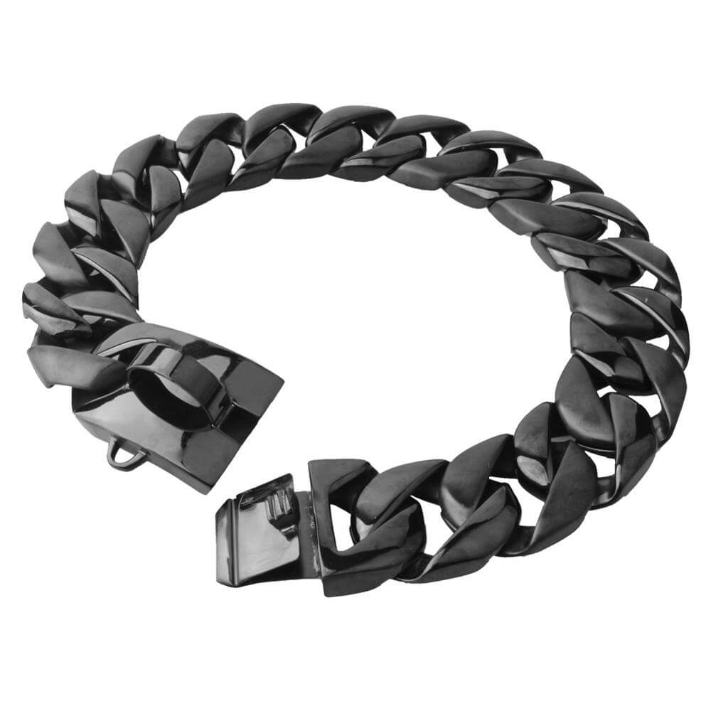 Black dog chain collar